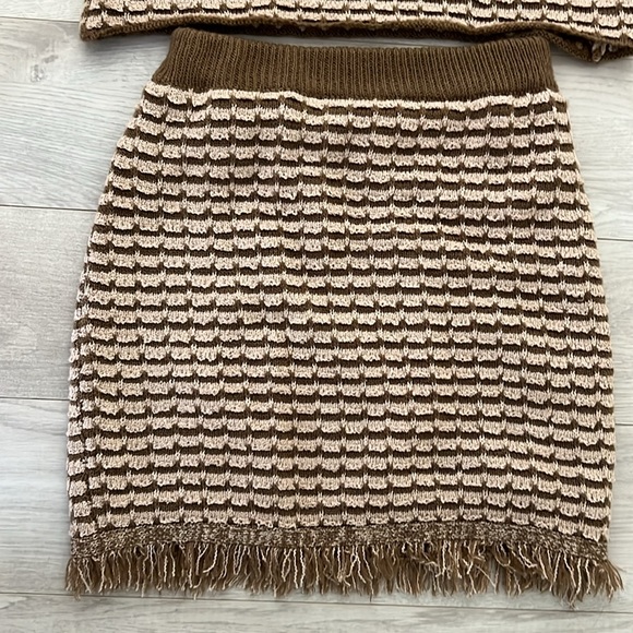 Brown Tweed Set - Picture 5 of 7